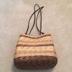 **Multicolor Weave Straw Shoulder Bag